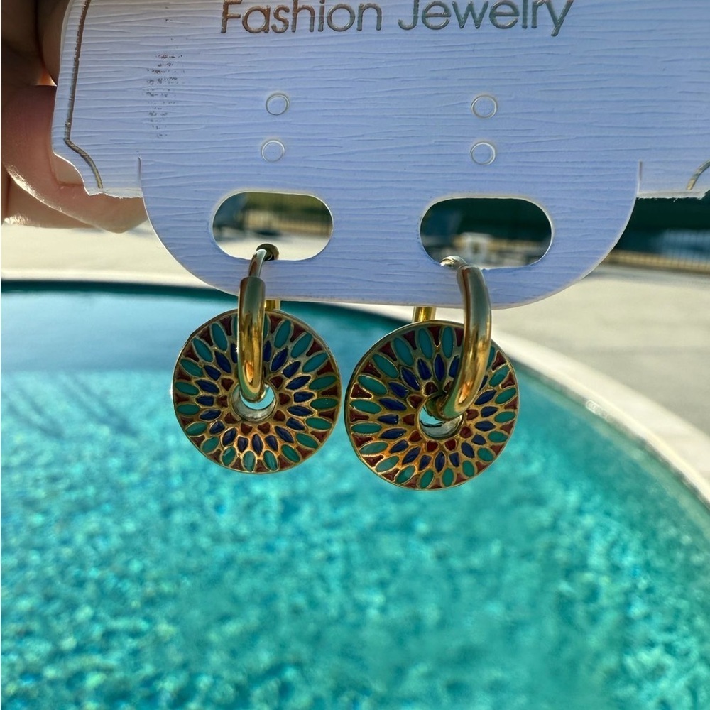 Gold and Green Swirl Pattern Earrings - Picture 7 of 15